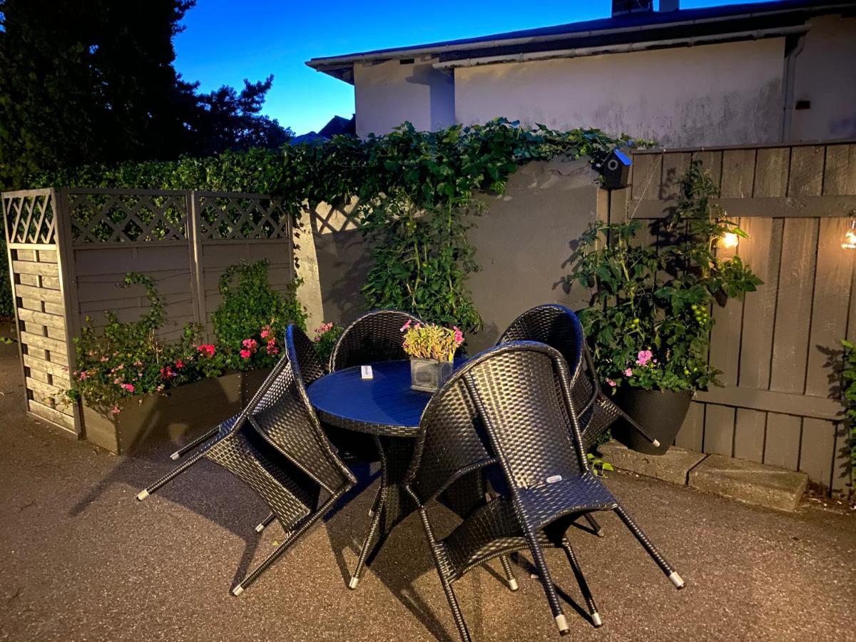 Cosy Apt. In Near Airport- Metro-beach. Lejlighed