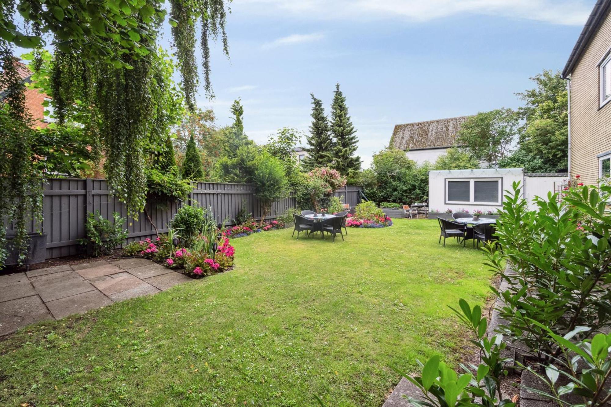 Cosy Apt. In Near Airport- Metro-beach.